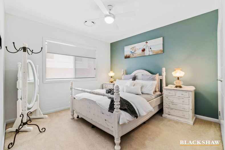 18 John Penn Drive Tomakin 18 John Penn Drive Tomakin