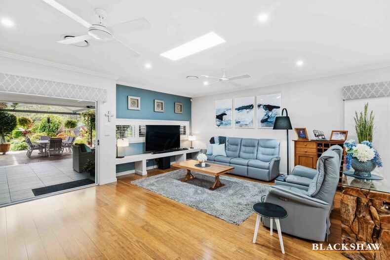 18 John Penn Drive Tomakin 18 John Penn Drive Tomakin