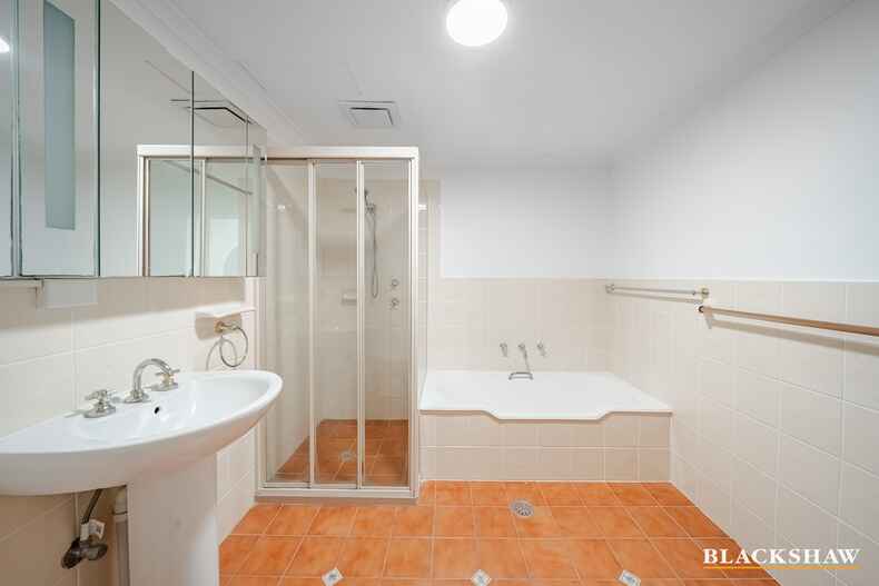 20/3 Allambee Street Reid