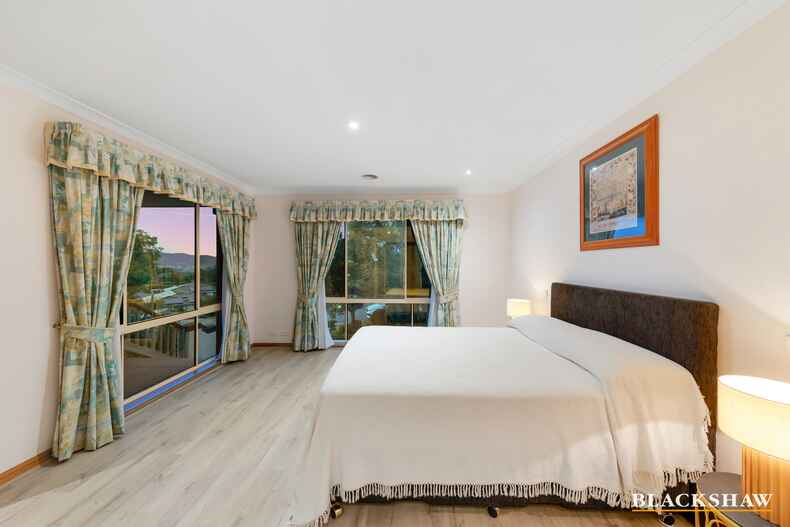 22 Martens Crescent Weston 22 Martens Crescent Weston