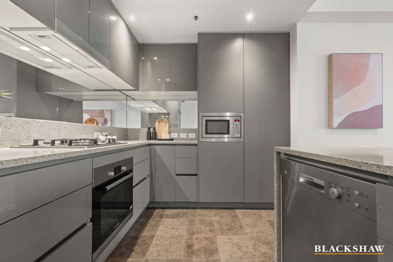 502/240 Bunda Street City