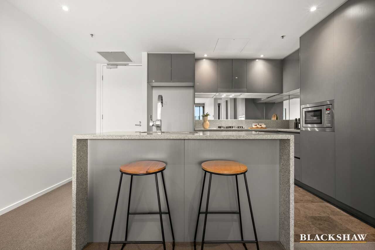 502/240 Bunda Street City