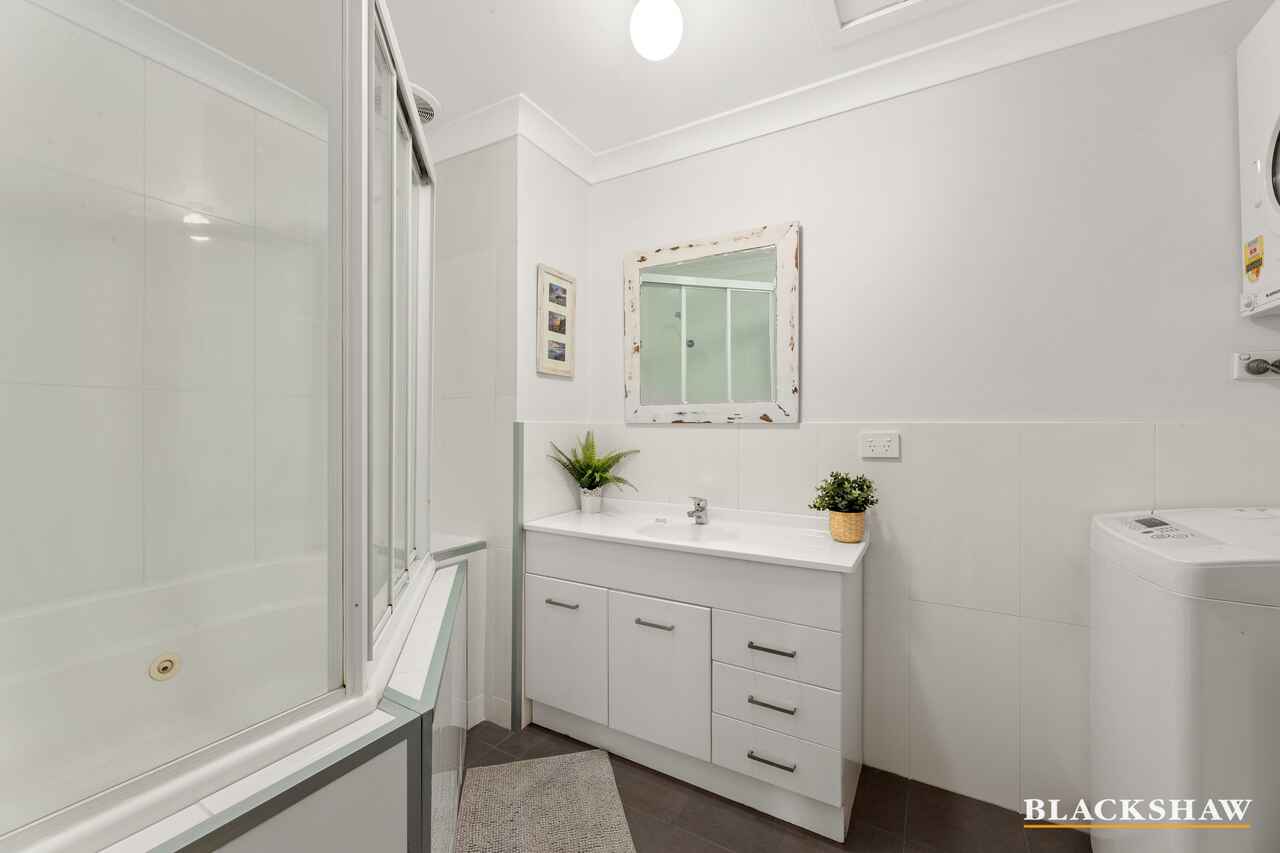 226/27 Byron Court Phillip