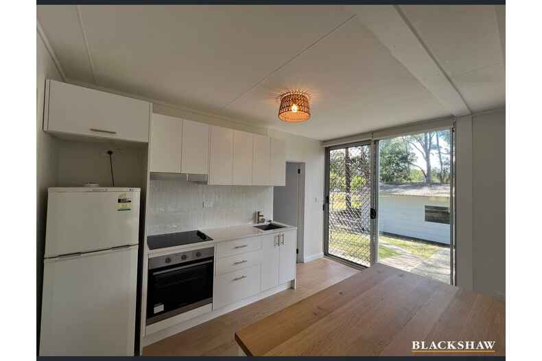 28 Pleasurelea Drive Sunshine Bay 28 Pleasurelea Drive Sunshine Bay