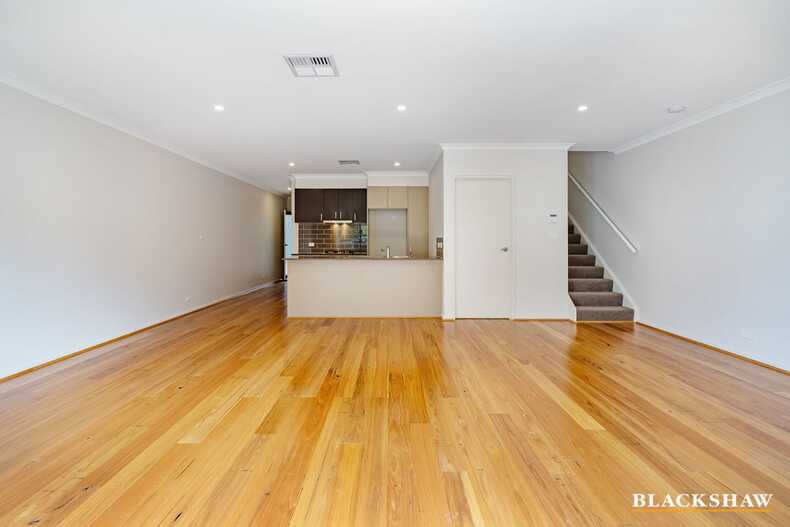 65/4 Pearlman Street Coombs 65/4 Pearlman Street Coombs