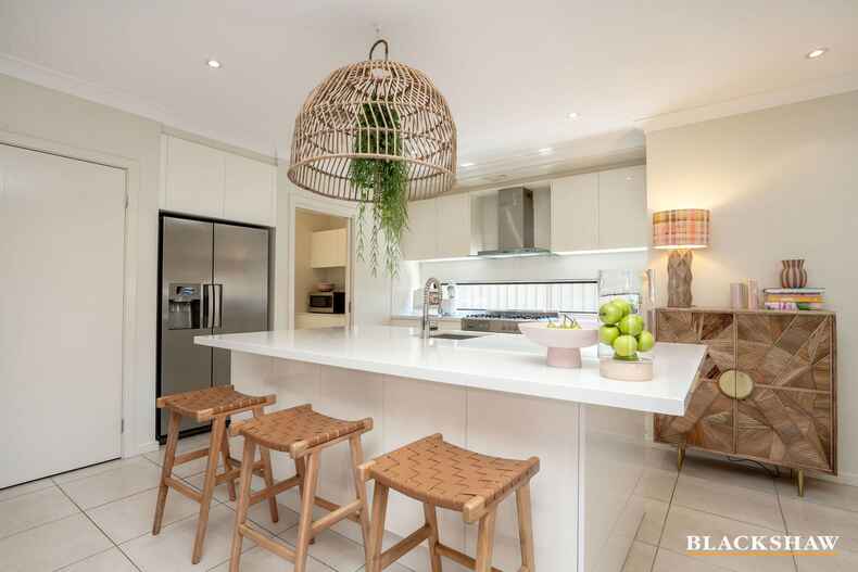 39 Peter Cullen Way Wright