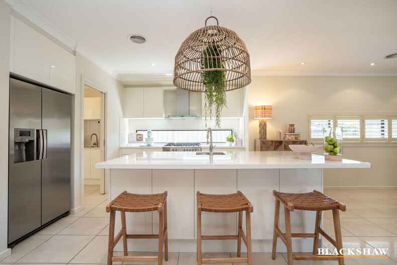 39 Peter Cullen Way Wright