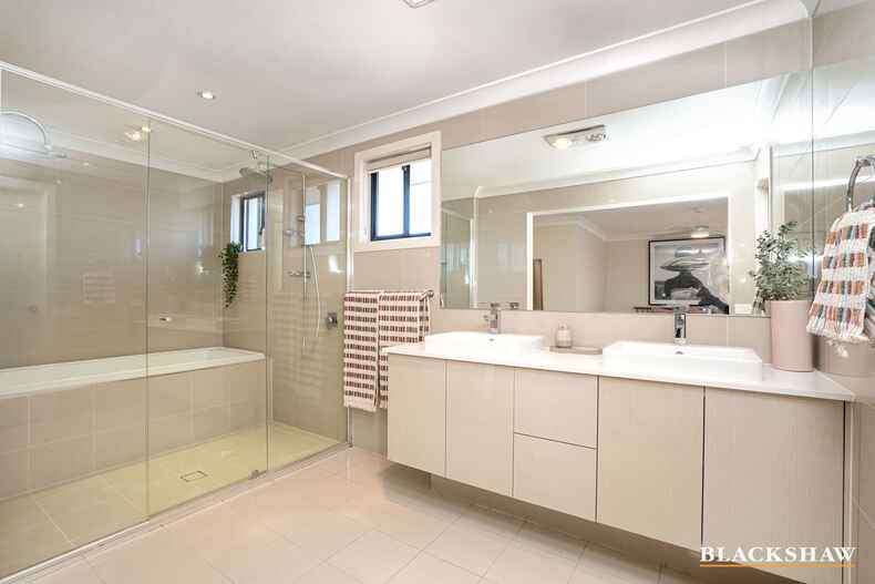 39 Peter Cullen Way Wright