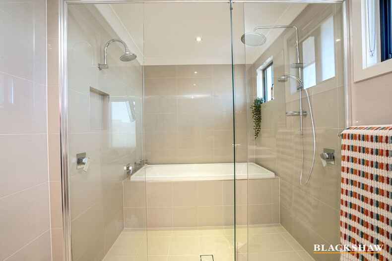 39 Peter Cullen Way Wright