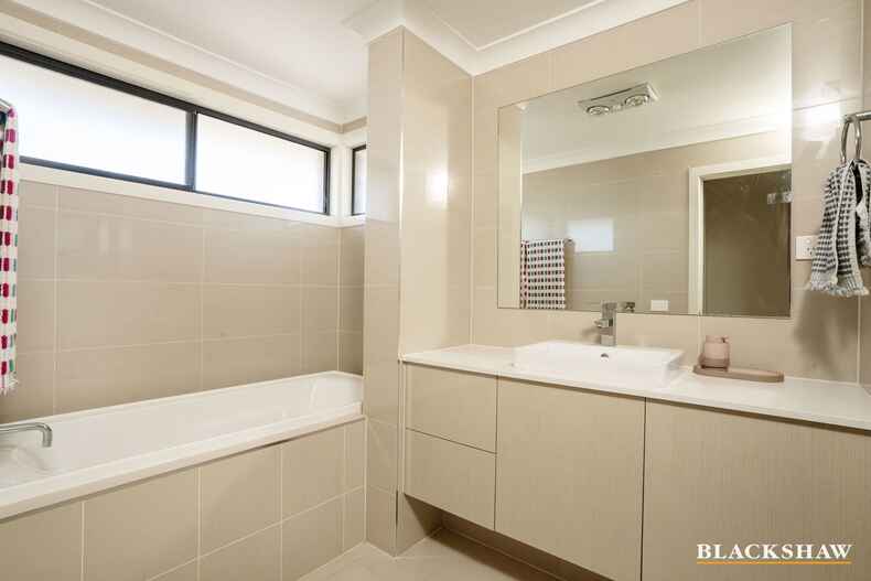 39 Peter Cullen Way Wright