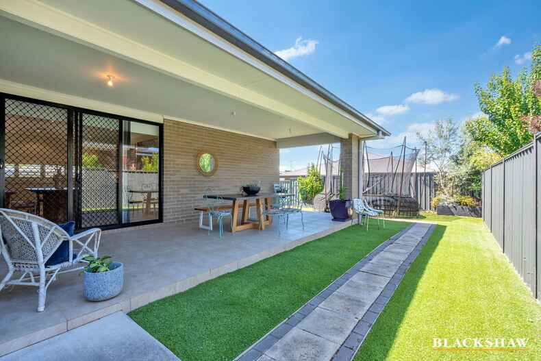 39 Peter Cullen Way Wright