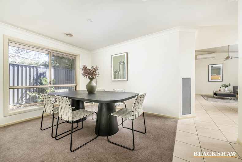 35 Courtneidge Street Dunlop 35 Courtneidge Street Dunlop