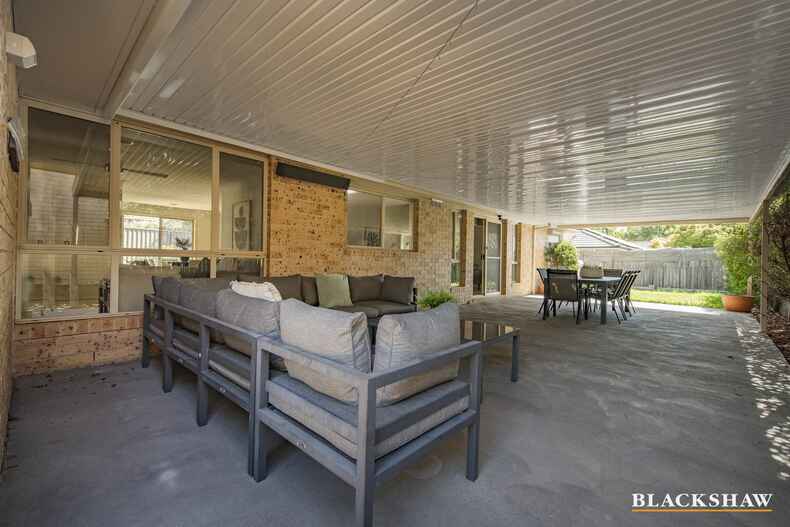 35 Courtneidge Street Dunlop 35 Courtneidge Street Dunlop