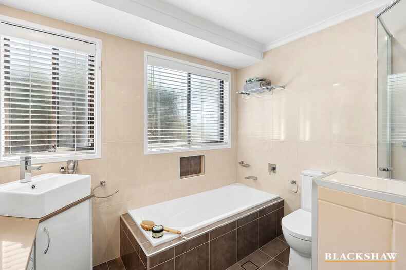 3 Sayce Place Florey 3 Sayce Place Florey