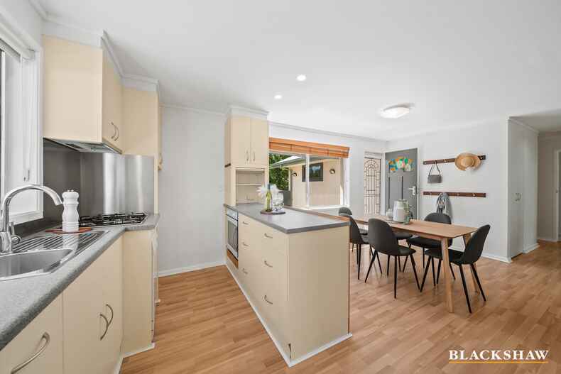 8 Lochbuy Street Macquarie 8 Lochbuy Street Macquarie