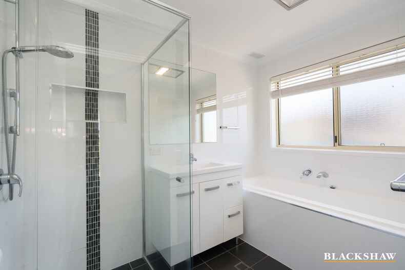 40 Baracchi Crescent Giralang 40 Baracchi Crescent Giralang
