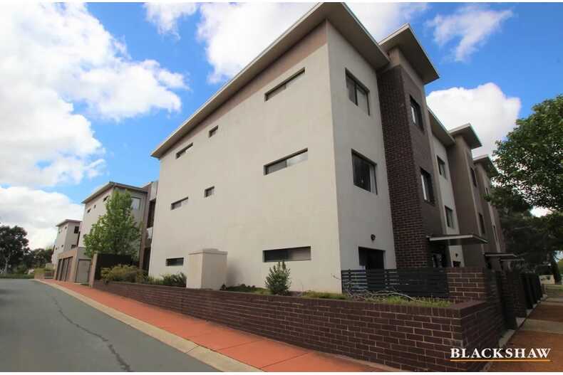 12/52 Swain Street Gungahlin