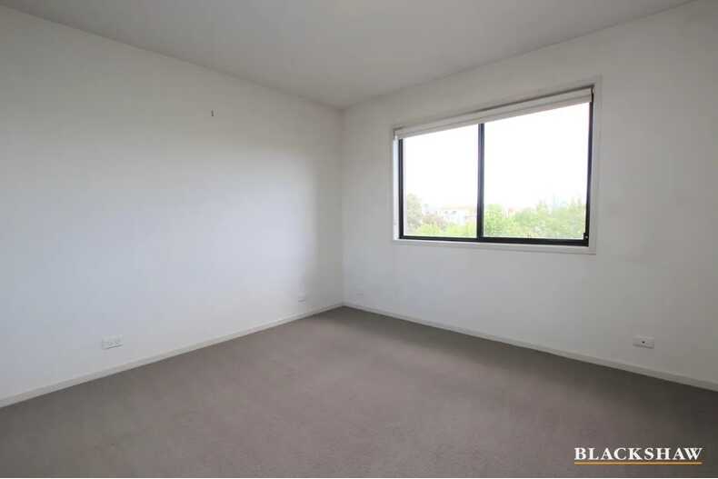 12/52 Swain Street Gungahlin