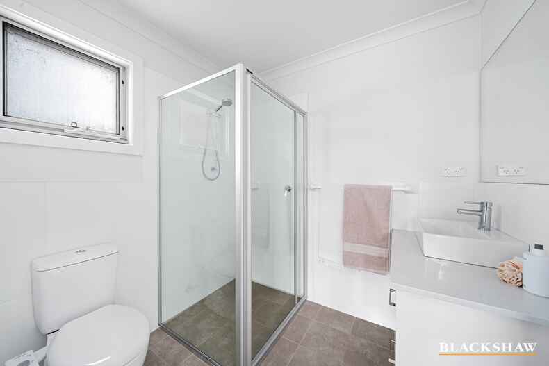 1/27 Yass Road Queanbeyan East