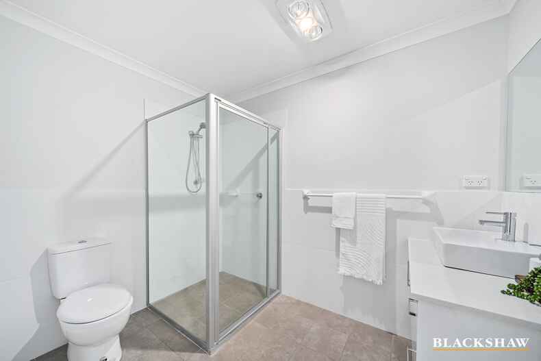 1/27 Yass Road Queanbeyan East