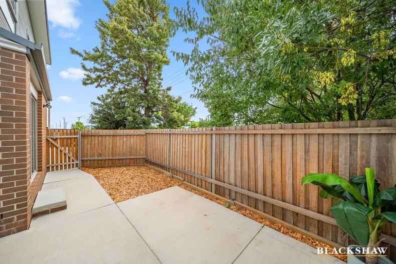 1/27 Yass Road Queanbeyan East