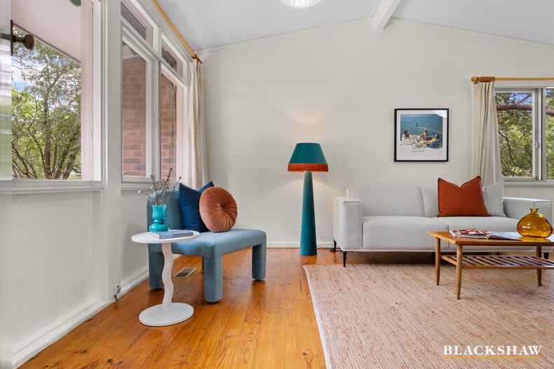 22 Mackennal Street Lyneham