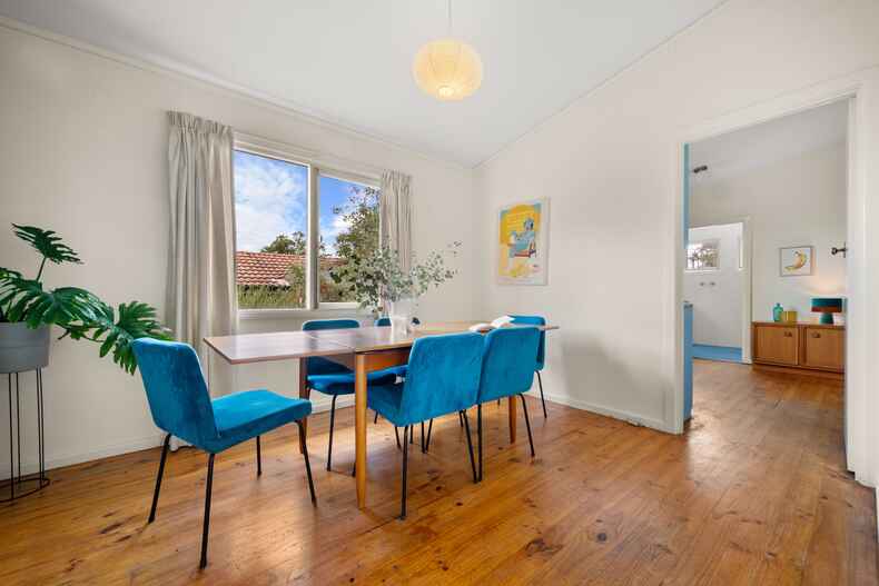 22 Mackennal Street Lyneham