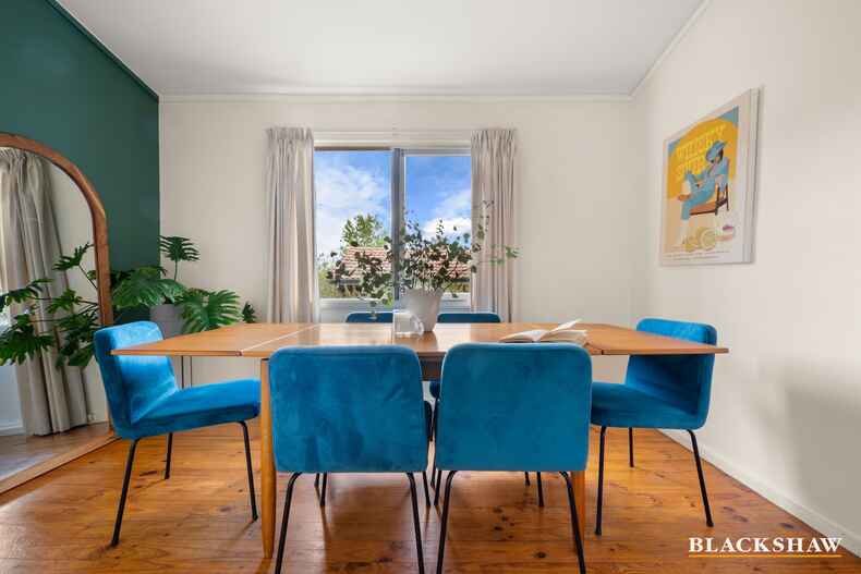 22 Mackennal Street Lyneham