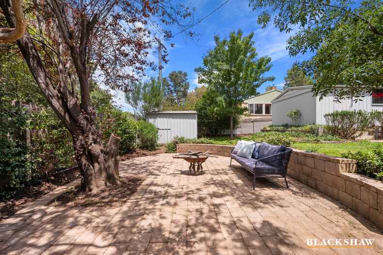 22 Mackennal Street Lyneham