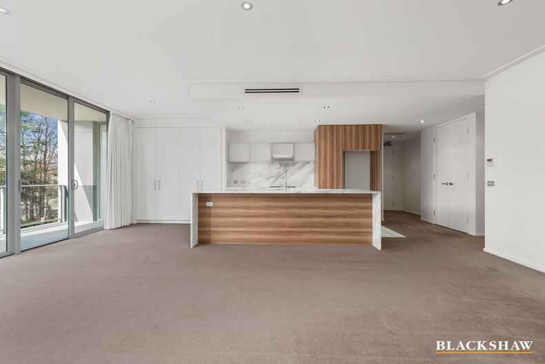 76/15 Coranderrk Street City