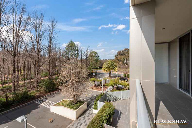 76/15 Coranderrk Street City