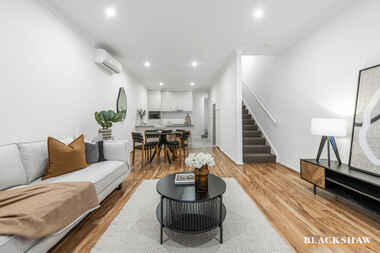 19/33 Arthur Blakeley Way Coombs