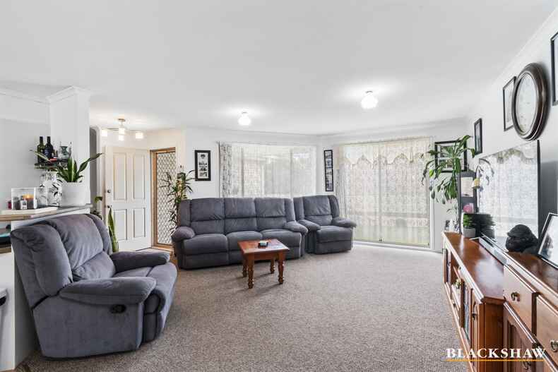 6/9 Eric Fenning Drive Surf Beach 6/9 Eric Fenning Drive Surf Beach