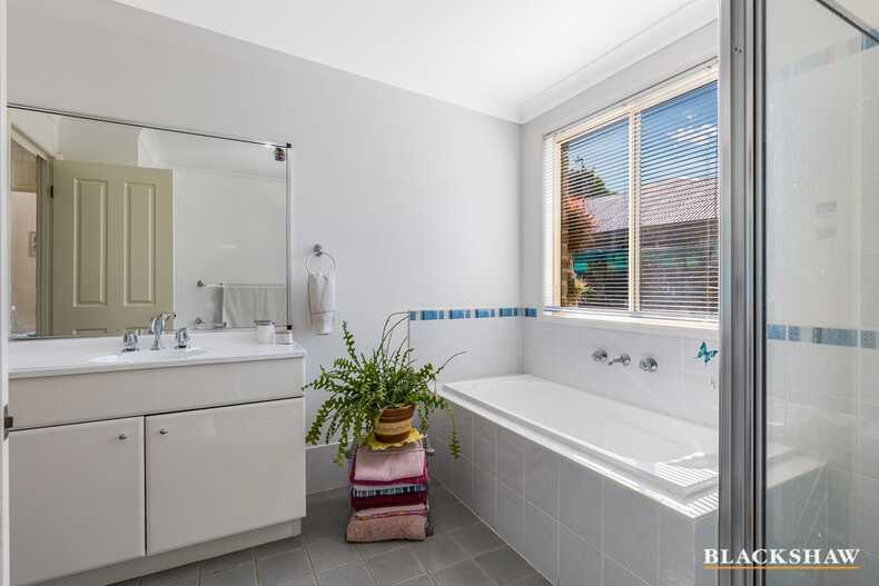 12 Caitlin Crescent Broulee 12 Caitlin Crescent Broulee