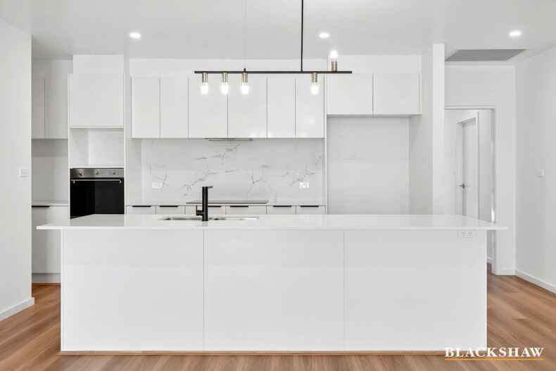 5 Pinkas Street Strathnairn 5 Pinkas Street Strathnairn