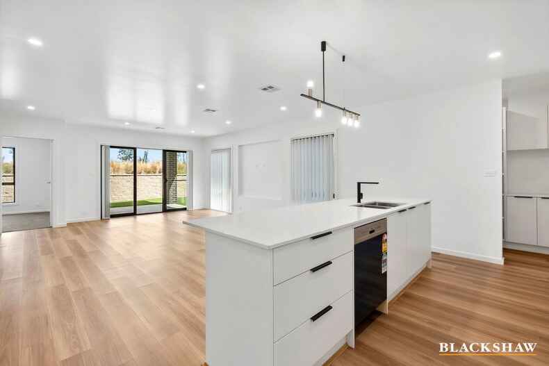 5 Pinkas Street Strathnairn 5 Pinkas Street Strathnairn