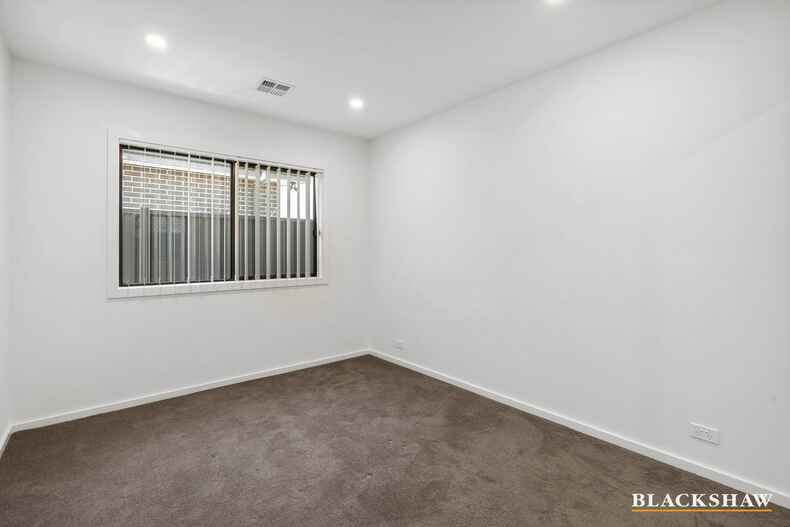 5 Pinkas Street Strathnairn 5 Pinkas Street Strathnairn