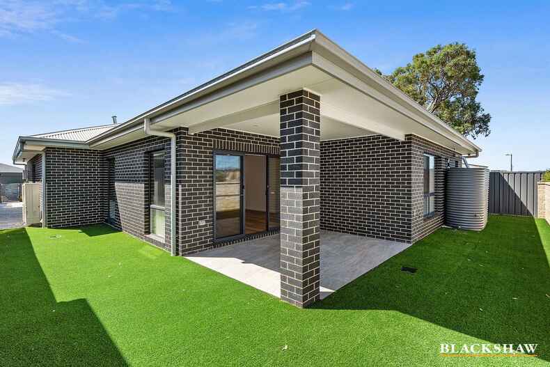 5 Pinkas Street Strathnairn 5 Pinkas Street Strathnairn