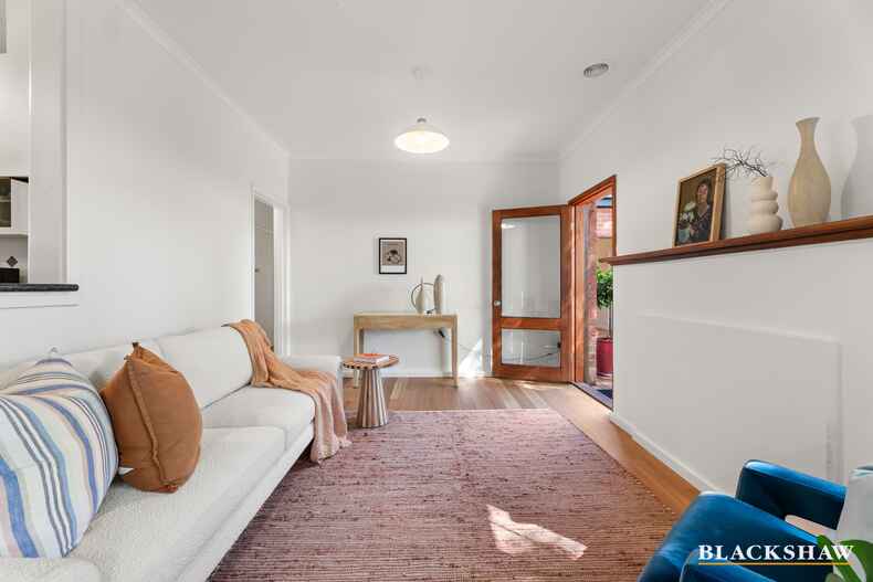 93 Captain Cook Crescent Narrabundah 93 Captain Cook Crescent Narrabundah