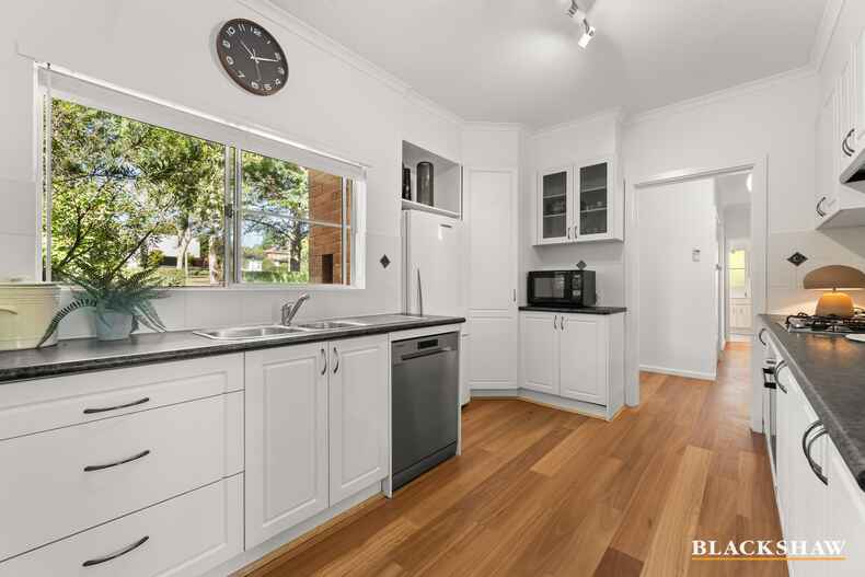 93 Captain Cook Crescent Narrabundah 93 Captain Cook Crescent Narrabundah
