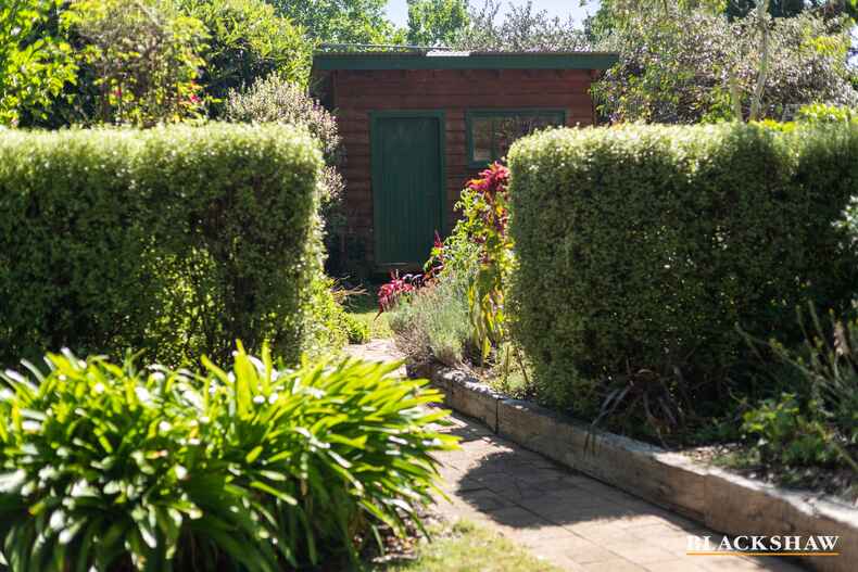 93 Captain Cook Crescent Narrabundah 93 Captain Cook Crescent Narrabundah