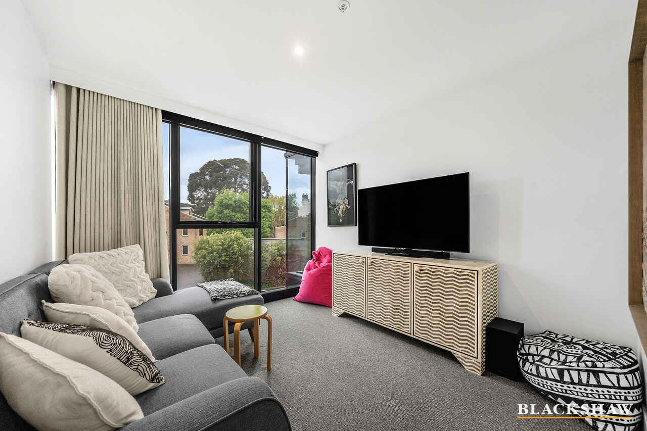 233/81 Cooyong Street Reid