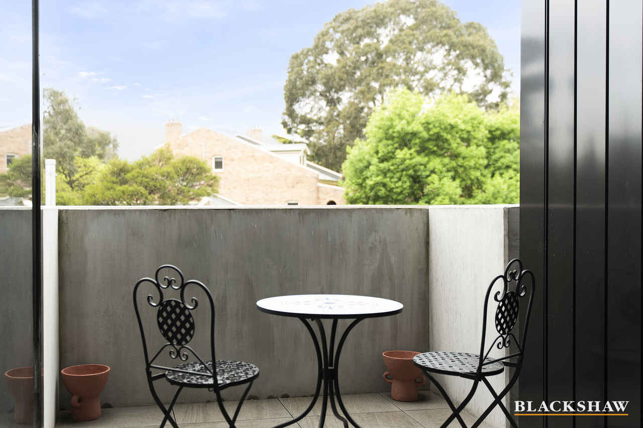 233/81 Cooyong Street Reid