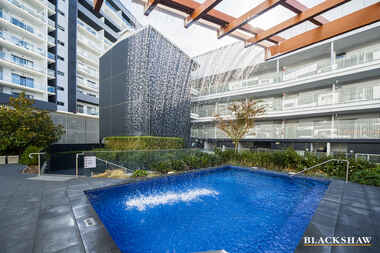 84/35 Oakden Street Greenway