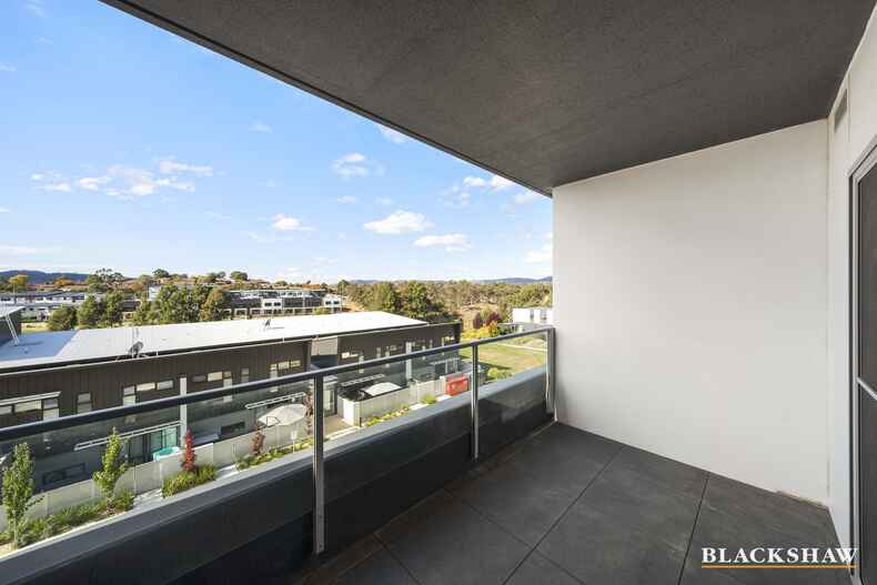 84/35 Oakden Street Greenway