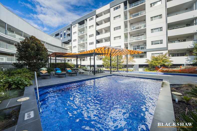 84/35 Oakden Street Greenway