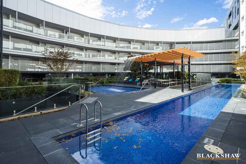 84/35 Oakden Street Greenway