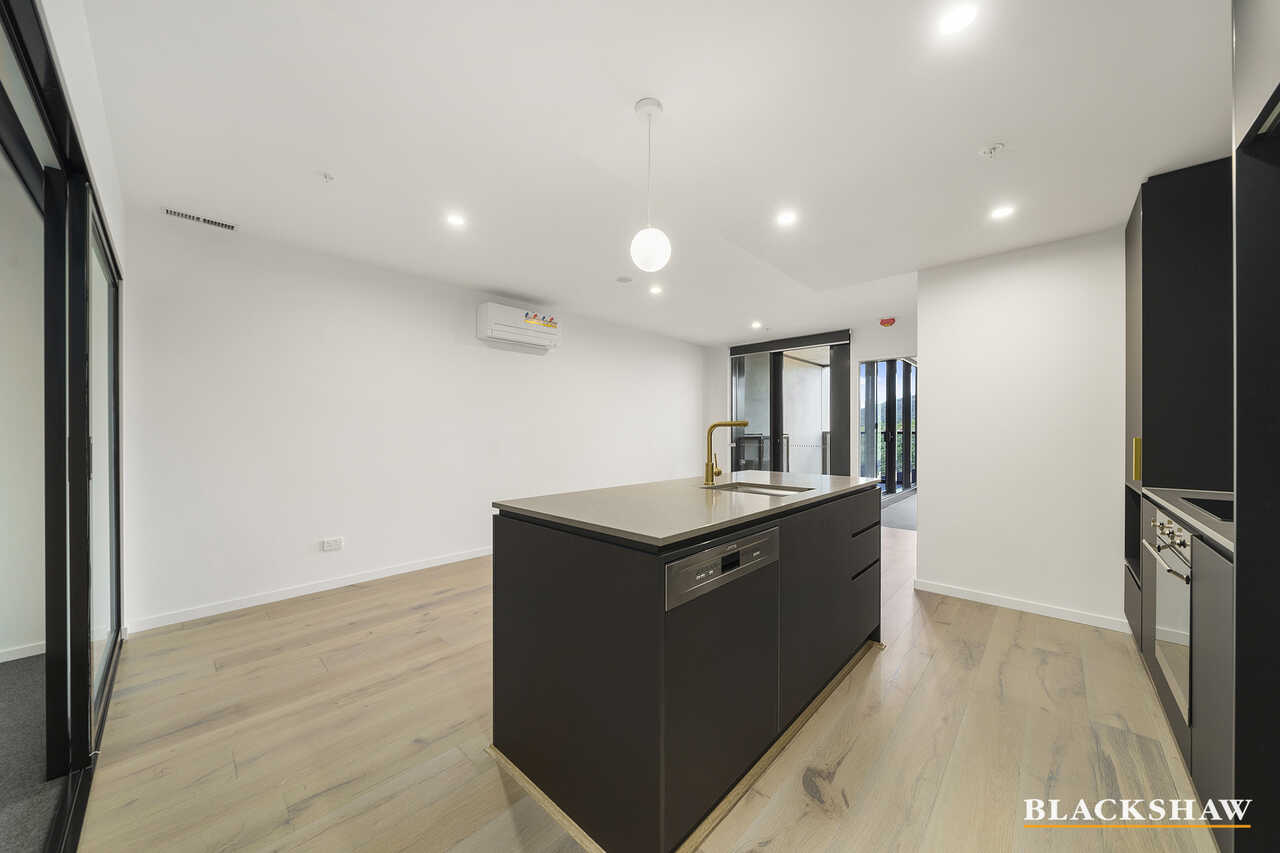 704/81 Cooyong Street Reid