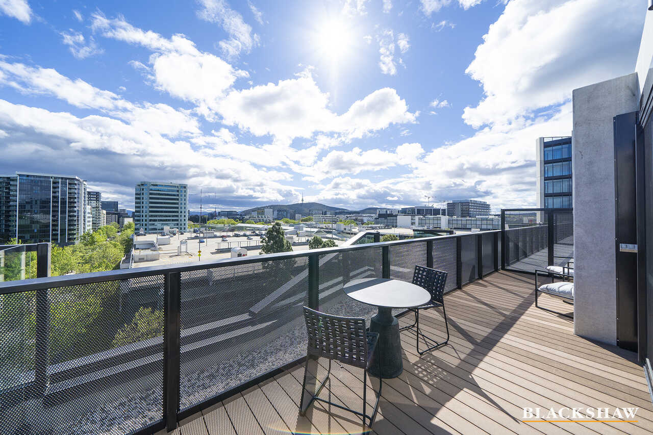 704/81 Cooyong Street Reid