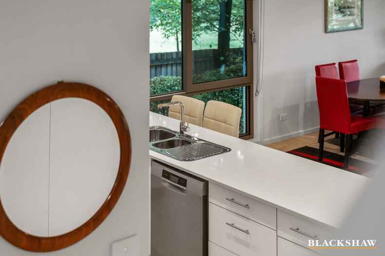 4/33 Eggleston Crescent Chifley